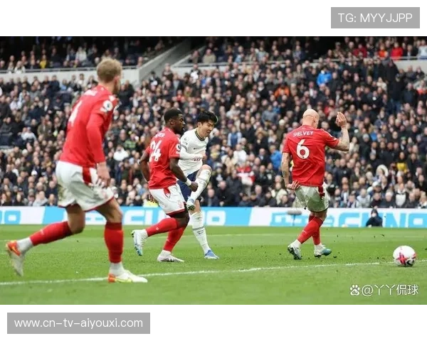 诺丁汉森林平衡术：保级与欧战两手都要抓