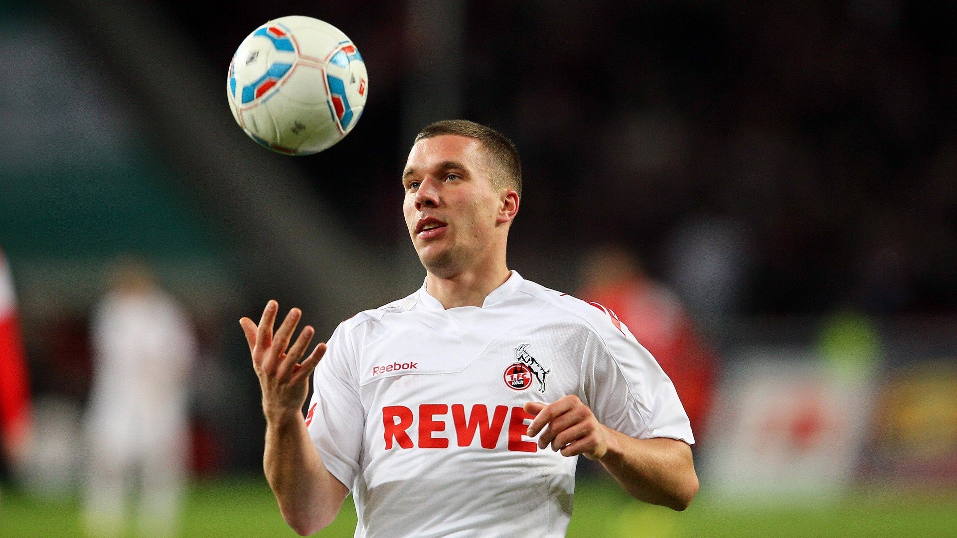 爱游戏体育官方入口-“帕布罗·马特拉的全能表现，成为阿根廷橄榄球的精神象征”